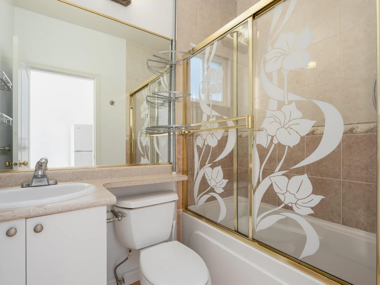 2170 E 28th Avenue, Vancouver, BC, V5N 2X9 - 24