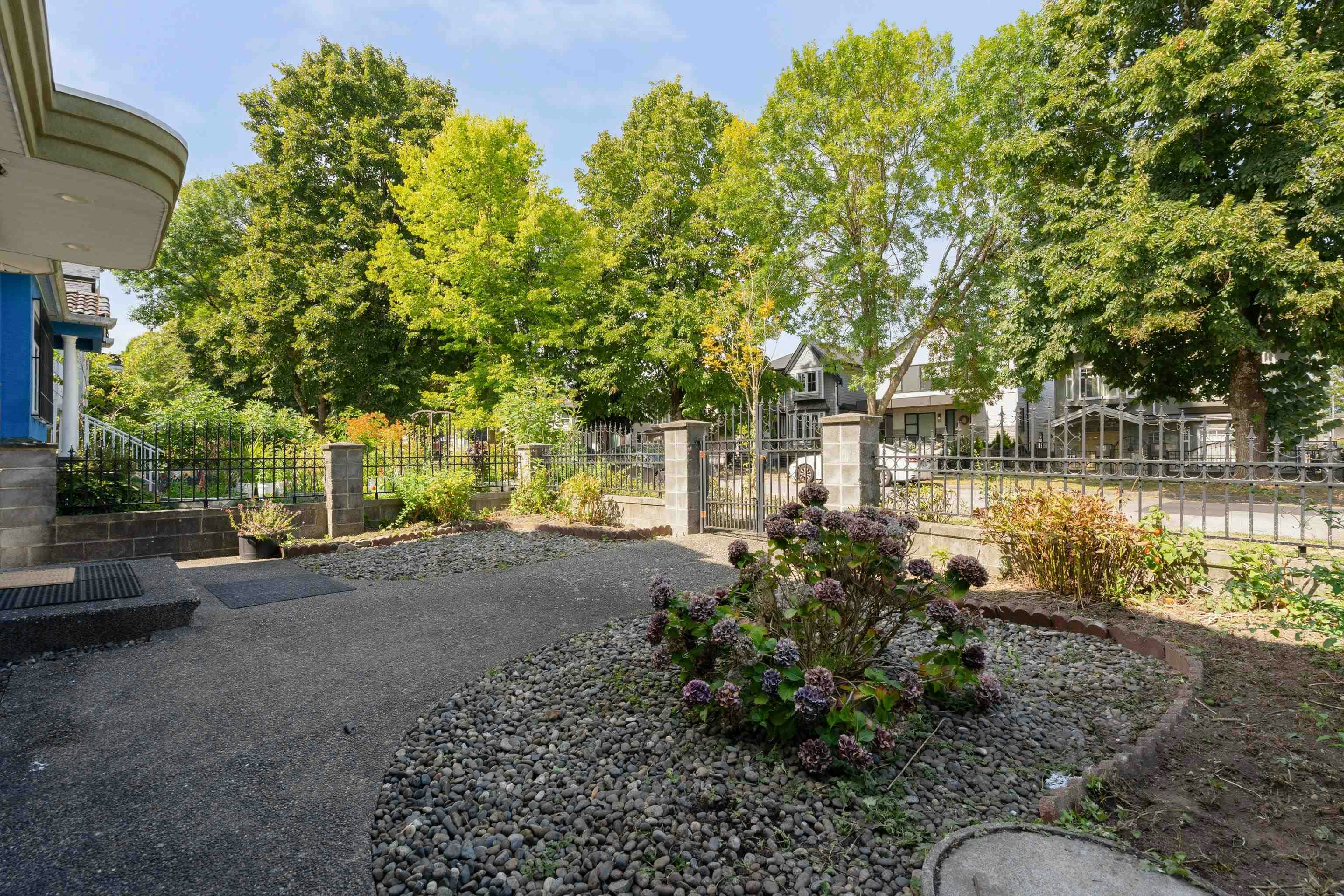 2170 E 28th Avenue, Vancouver, BC, V5N 2X9 - 33