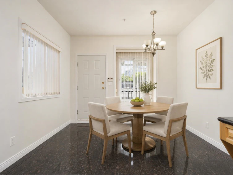 2170 E 28th Avenue, Vancouver, BC, V5N 2X9 - 8