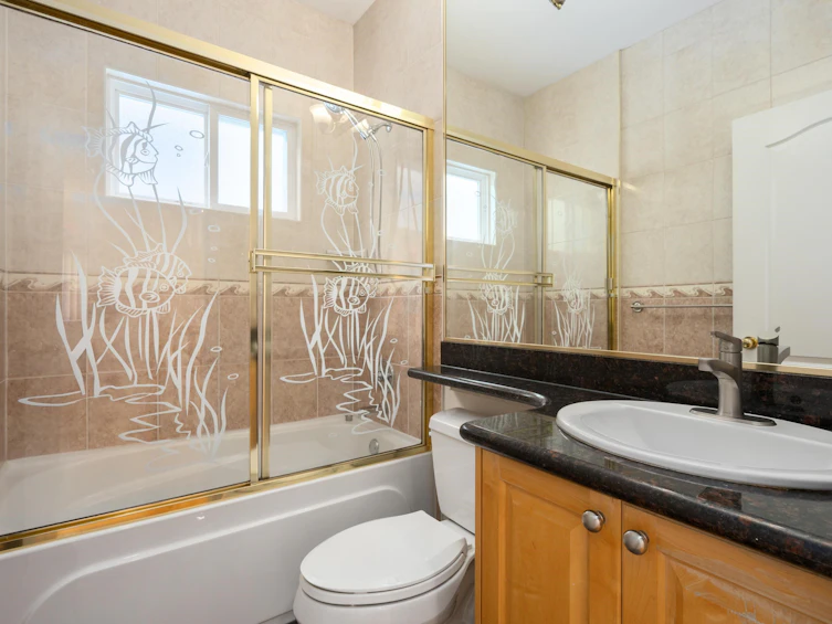 2170 E 28th Avenue, Vancouver, BC, V5N 2X9 - 18