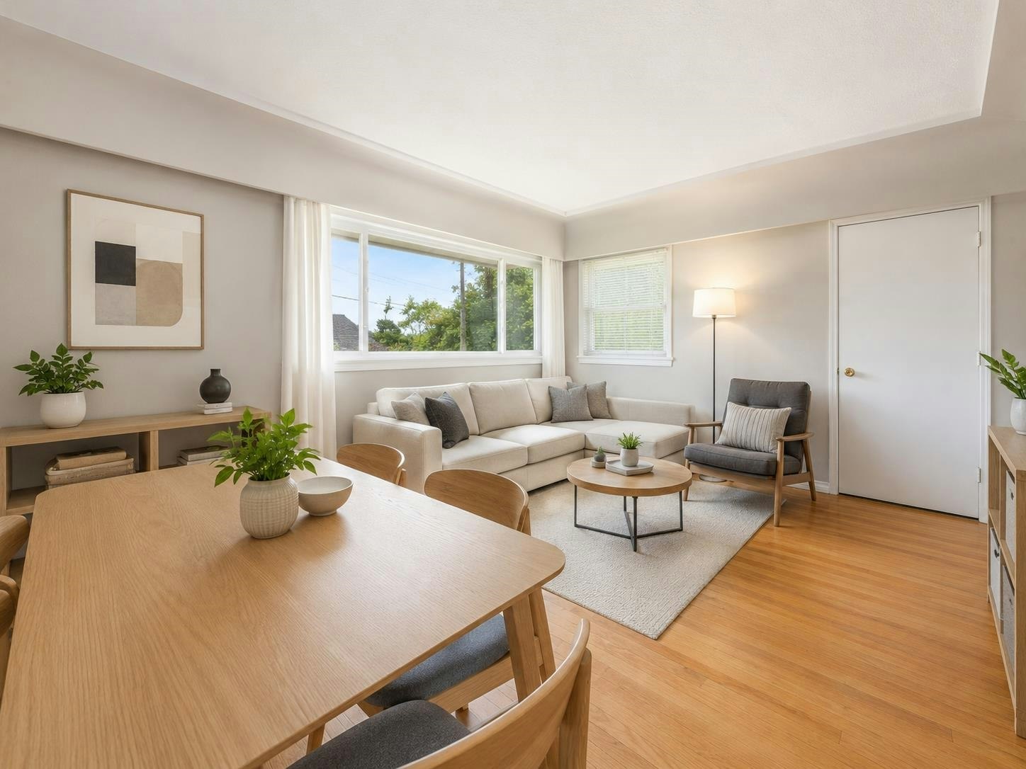 4561 Nanaimo Street - 2