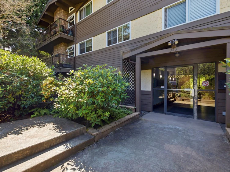304-325 W 3rd Street, North Vancouver, BC, V7M 1G3 - 27