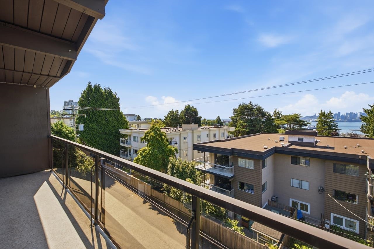 304-325 W 3rd Street, North Vancouver, BC, V7M 1G3 - 36