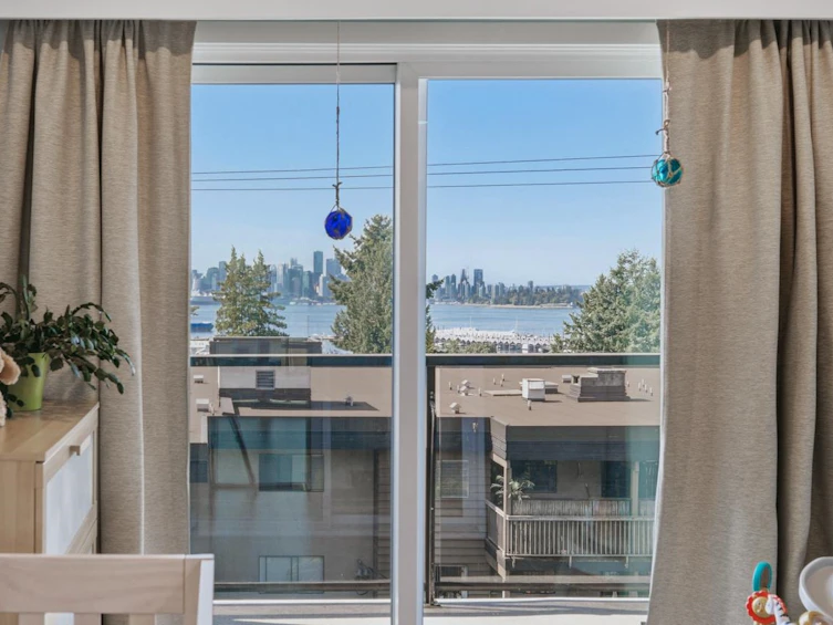 304-325 W 3rd Street, North Vancouver, BC, V7M 1G3 - 22