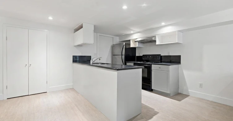 Basement Suite-2843 W 49th Ave, Vancouver, BC, V6N 3S7 - 3