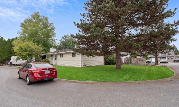22760 Balabanian Circle