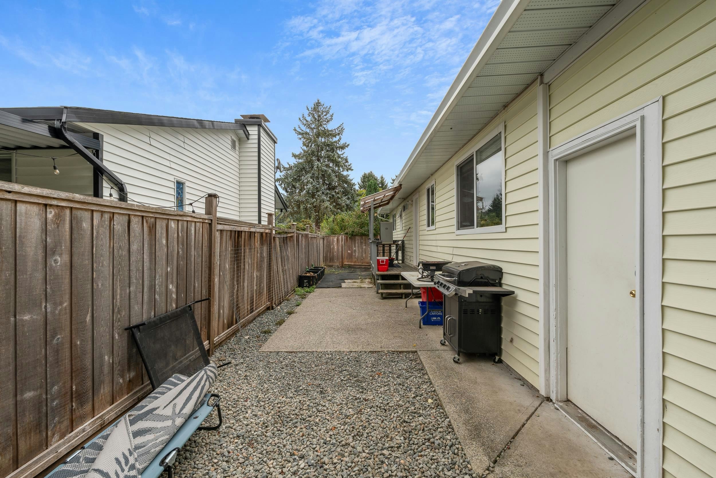 22760 Balabanian Circle, Maple Ridge, BC, V2X 9C3 - 14