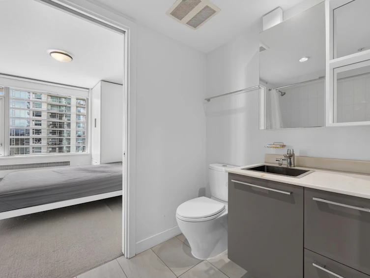 1706-8031 Nunavut Lane, Vancouver, BC, V5X 0C9 - 16