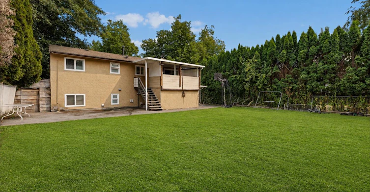 8647 August Drive, Surrey, BC, V3S 5A4 - 10