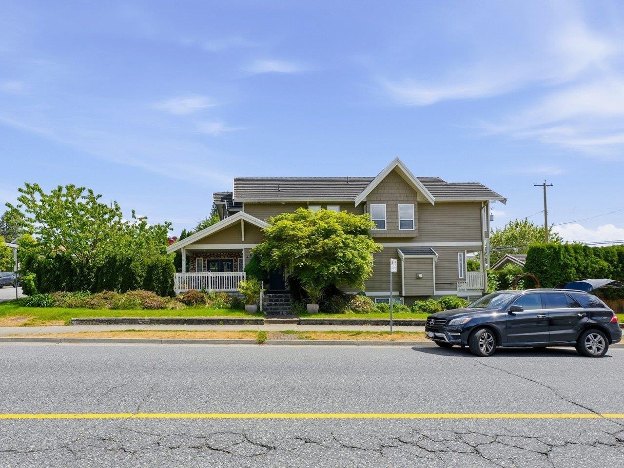 2048 St. Georges Avenue, North Vancouver, BC, V7L 3K2