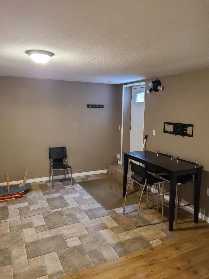 796 Adiron Avenue, Coquitlam, BC, V3J 4K2 - 9