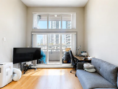 406-6875 Dunblane Avenue - 3