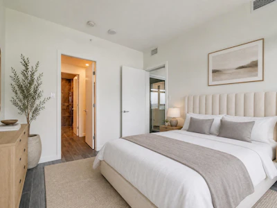 1405-5333 Goring Street - 3