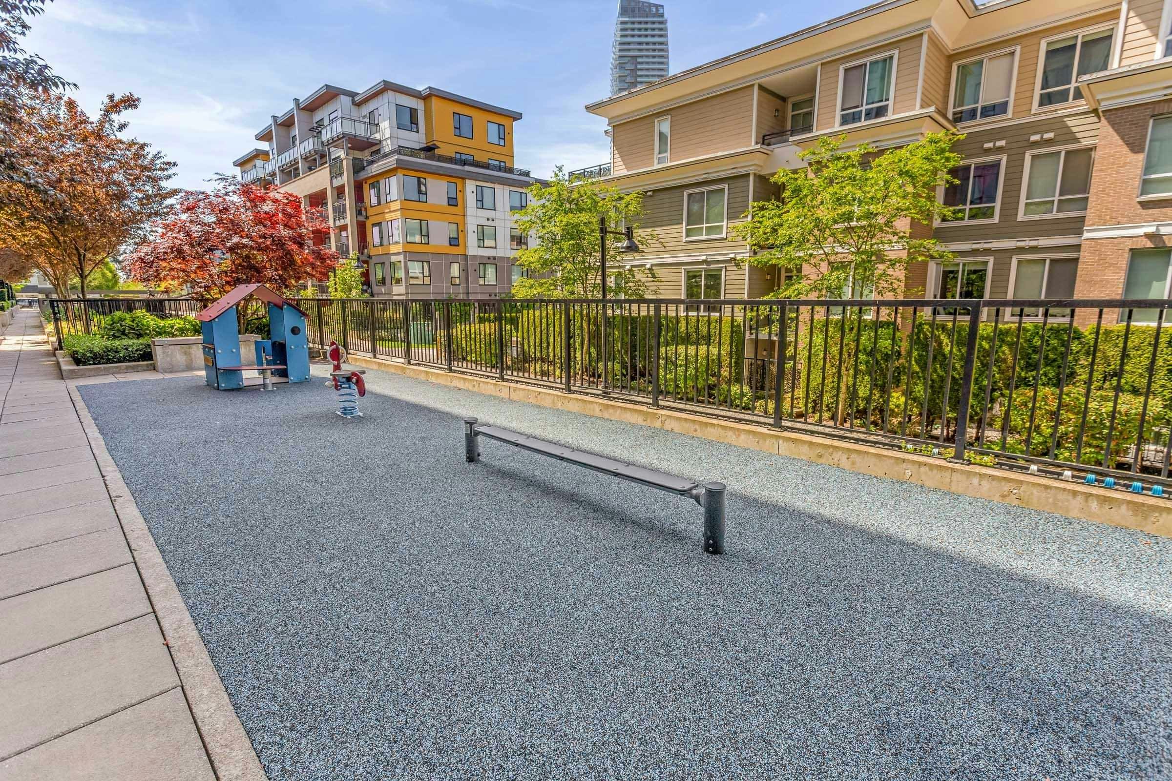 412-750 Dogwood Street, Coquitlam, BC, V3J 4B7 - 29