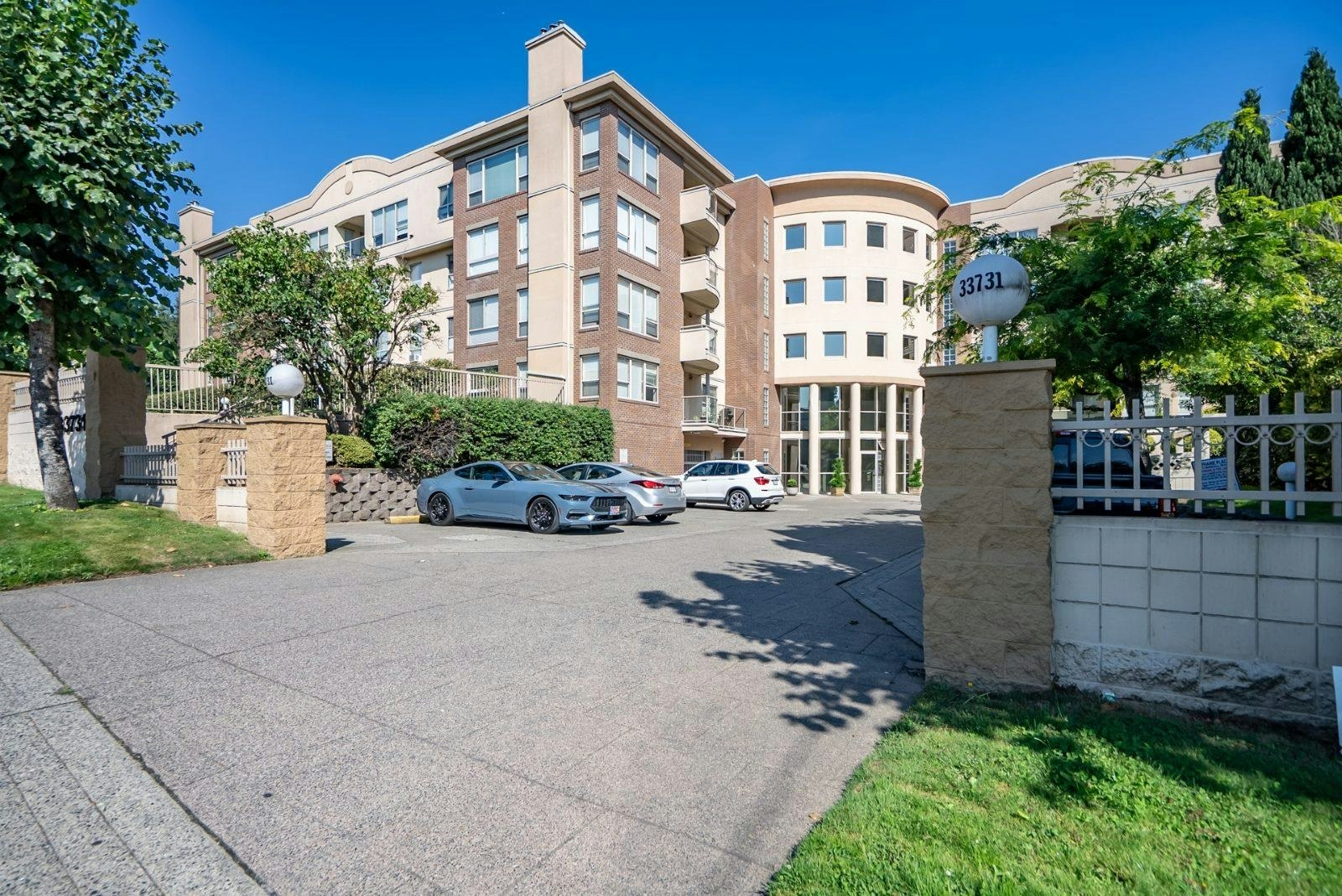 304-33731 Marshall Road, Abbotsford, BC, V2S 1L5
