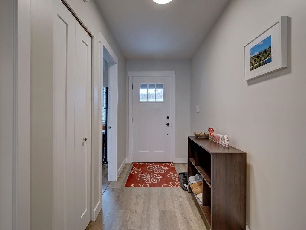1028 Celia Crescent - 4
