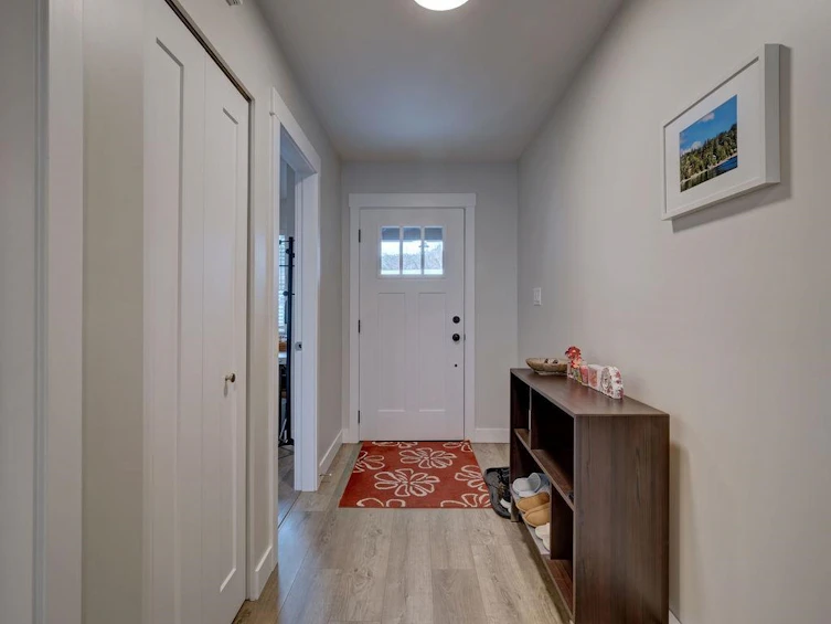 1028 Celia Crescent, Gibsons, BC, V0N 1V7 - 4