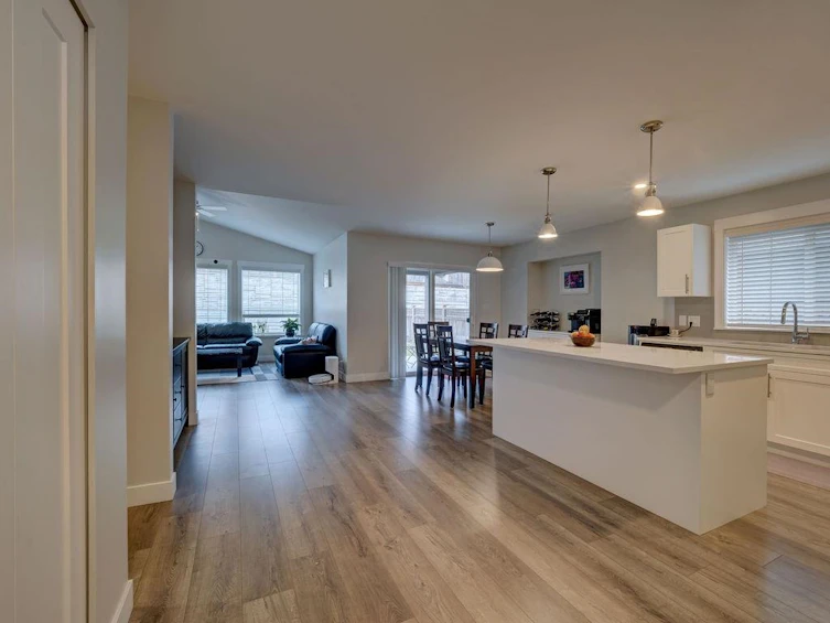 1028 Celia Crescent, Gibsons, BC, V0N 1V7 - 5