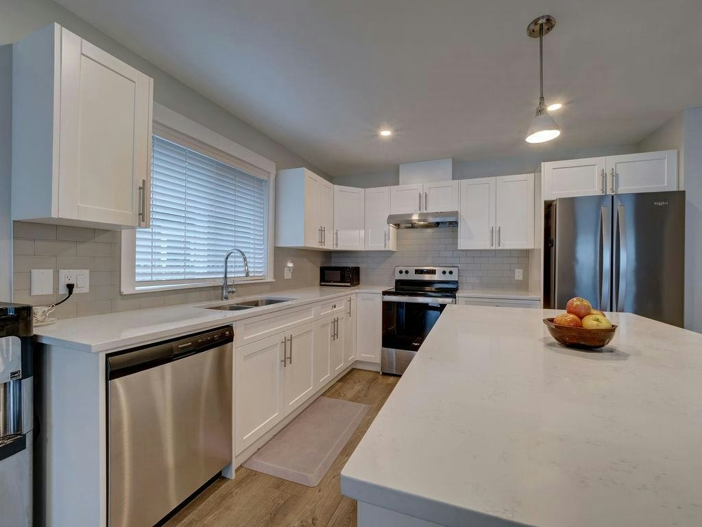 1028 Celia Crescent, Gibsons, BC, V0N 1V7 - 7