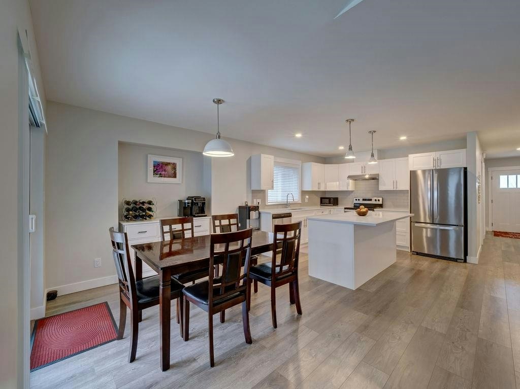 1028 Celia Crescent, Gibsons, BC, V0N 1V7 - 10
