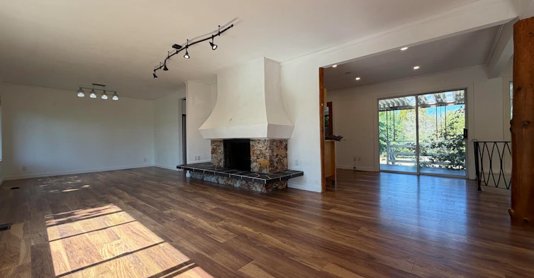 1009 Walalee Drive, Delta, BC, V4M 2L9 - 3