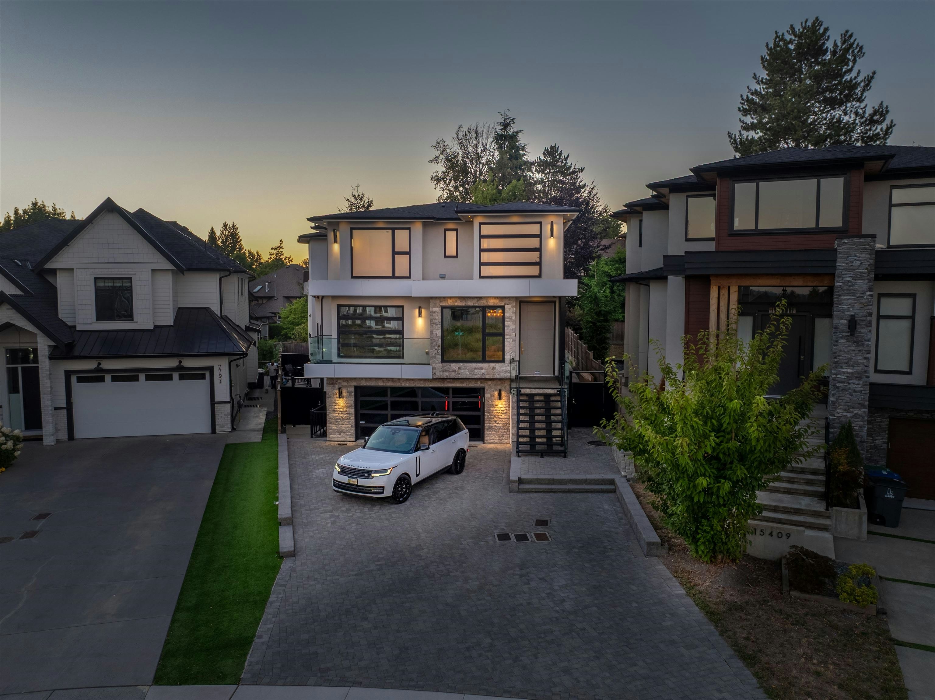 15401 78 Avenue, Surrey, BC, V3S 1C2