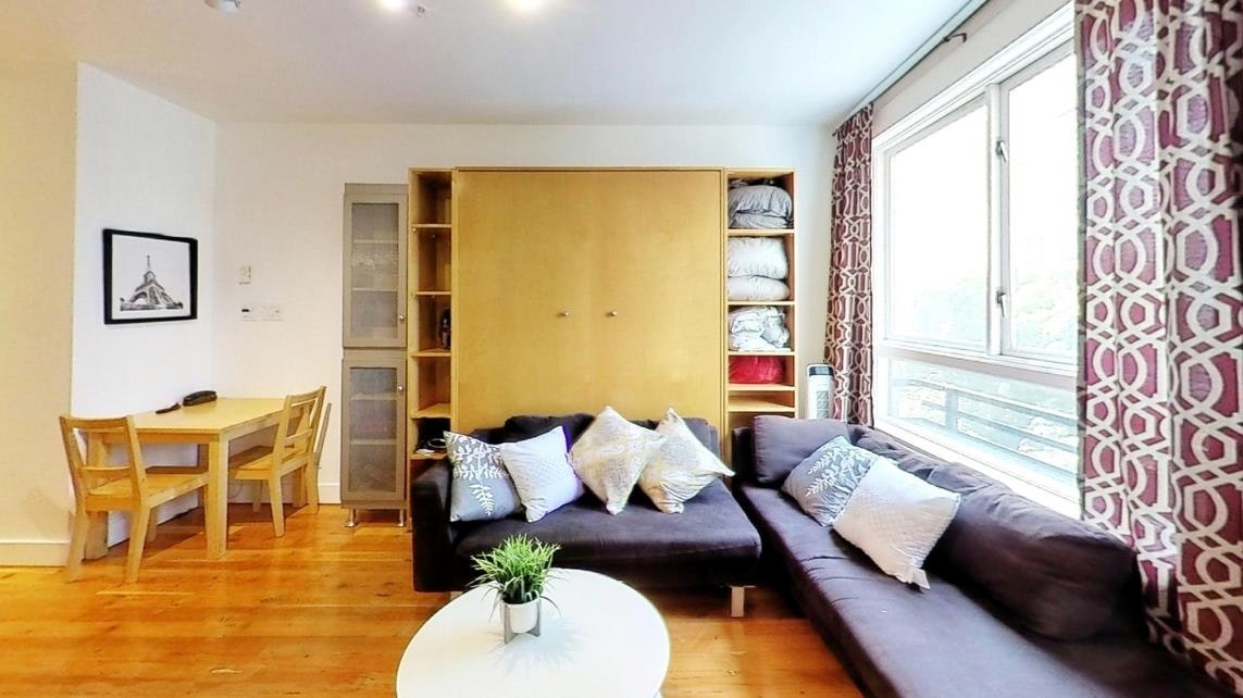 303-1216 Homer Street, Vancouver, BC, V6B 2Y5 - 2