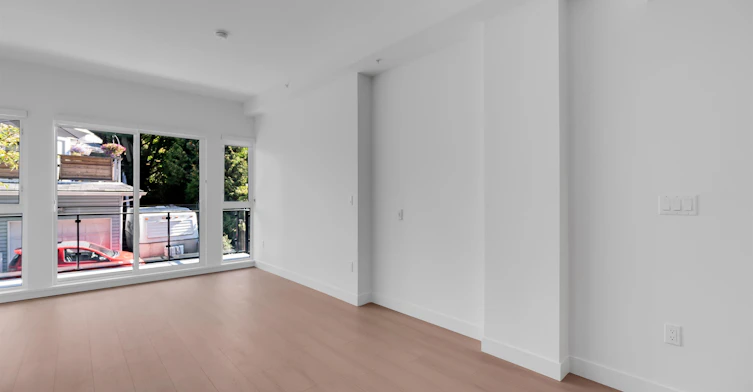 2XX-422 E 3rd Street, North Vancouver, BC, V7L 0K1 - 3