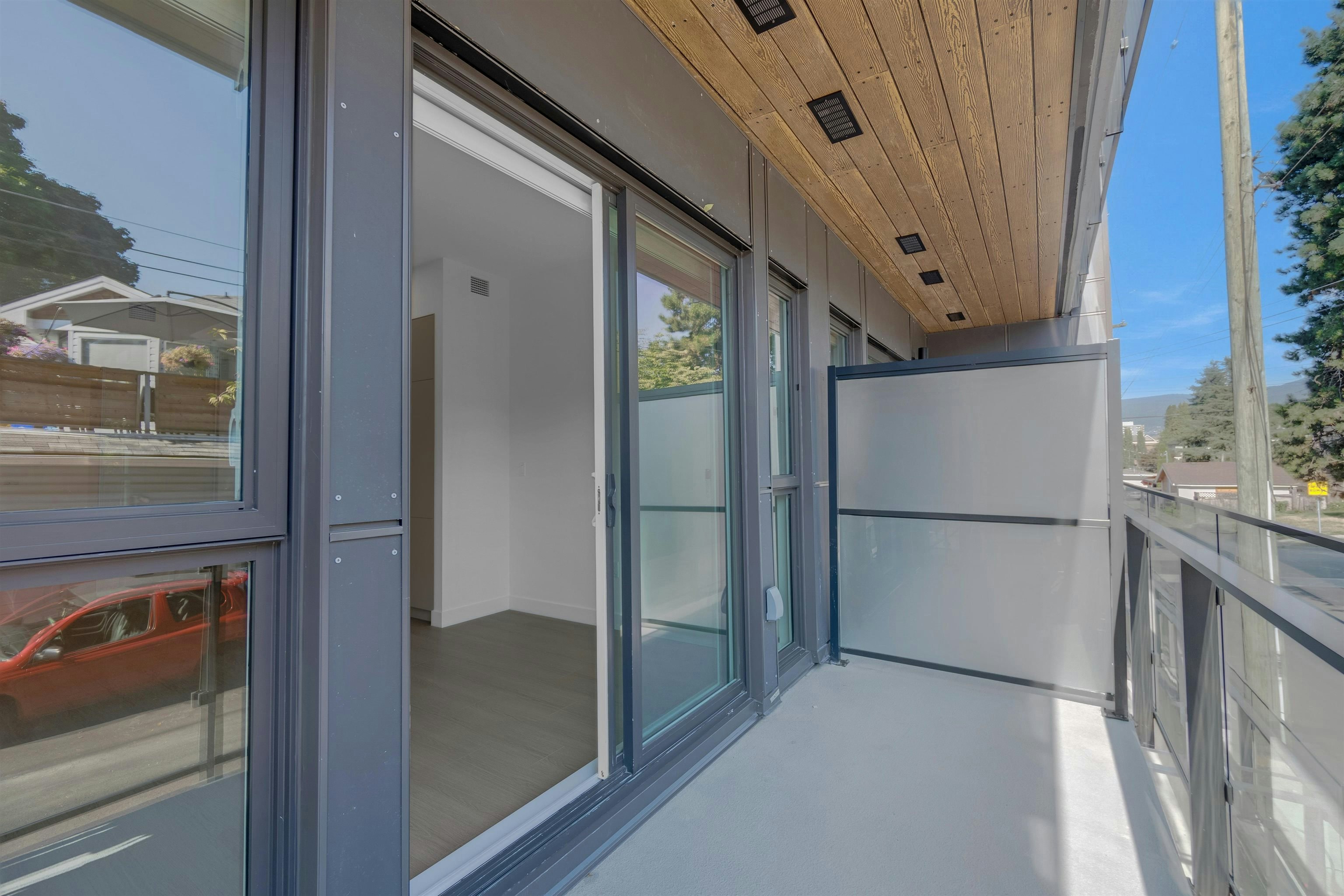 2XX-422 E 3rd Street, North Vancouver, BC, V7L 0K1 - 17