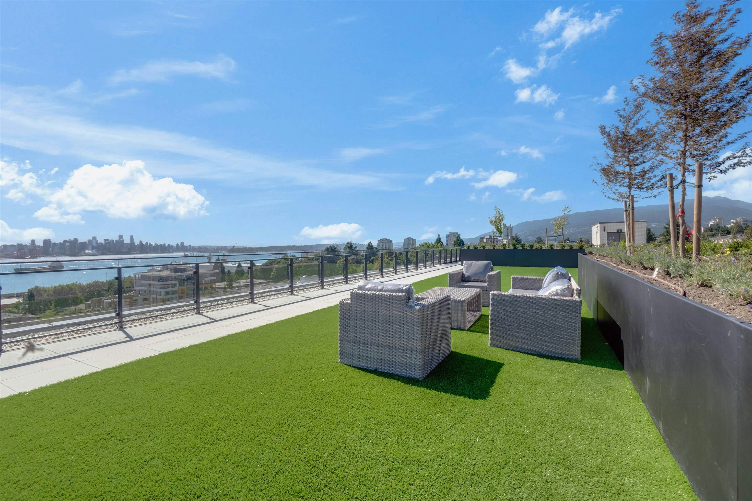 2XX-422 E 3rd Street, North Vancouver, BC, V7L 0K1 - 21