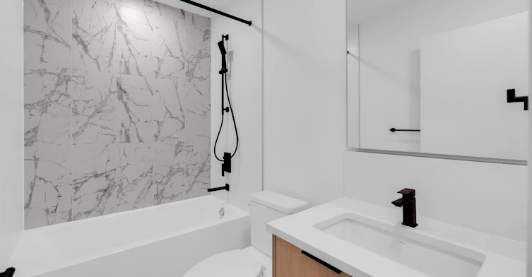 2XX-422 E 3rd Street, North Vancouver, BC, V7L 0K1 - 15
