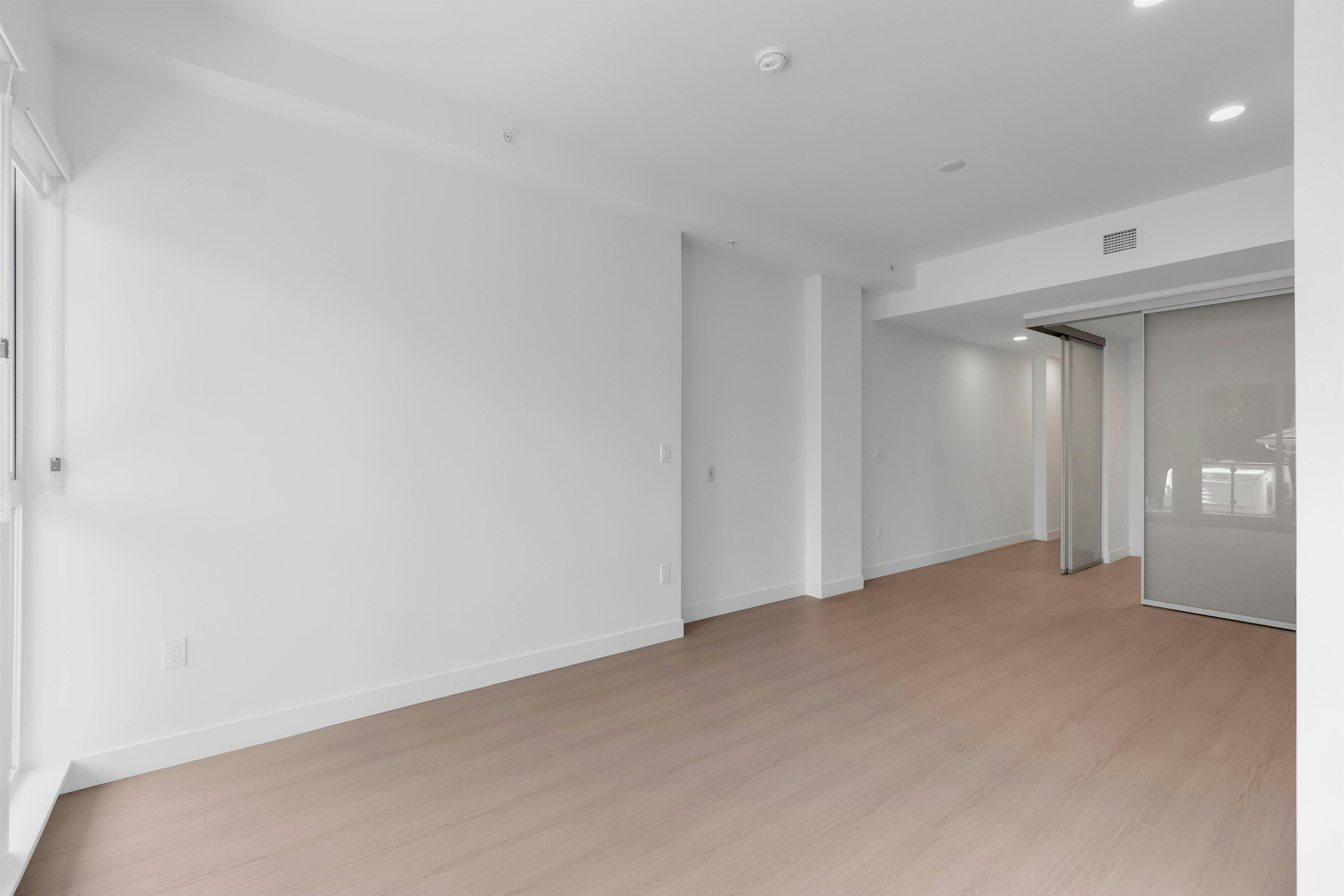 2XX-422 E 3rd Street, North Vancouver, BC, V7L 0K1 - 7