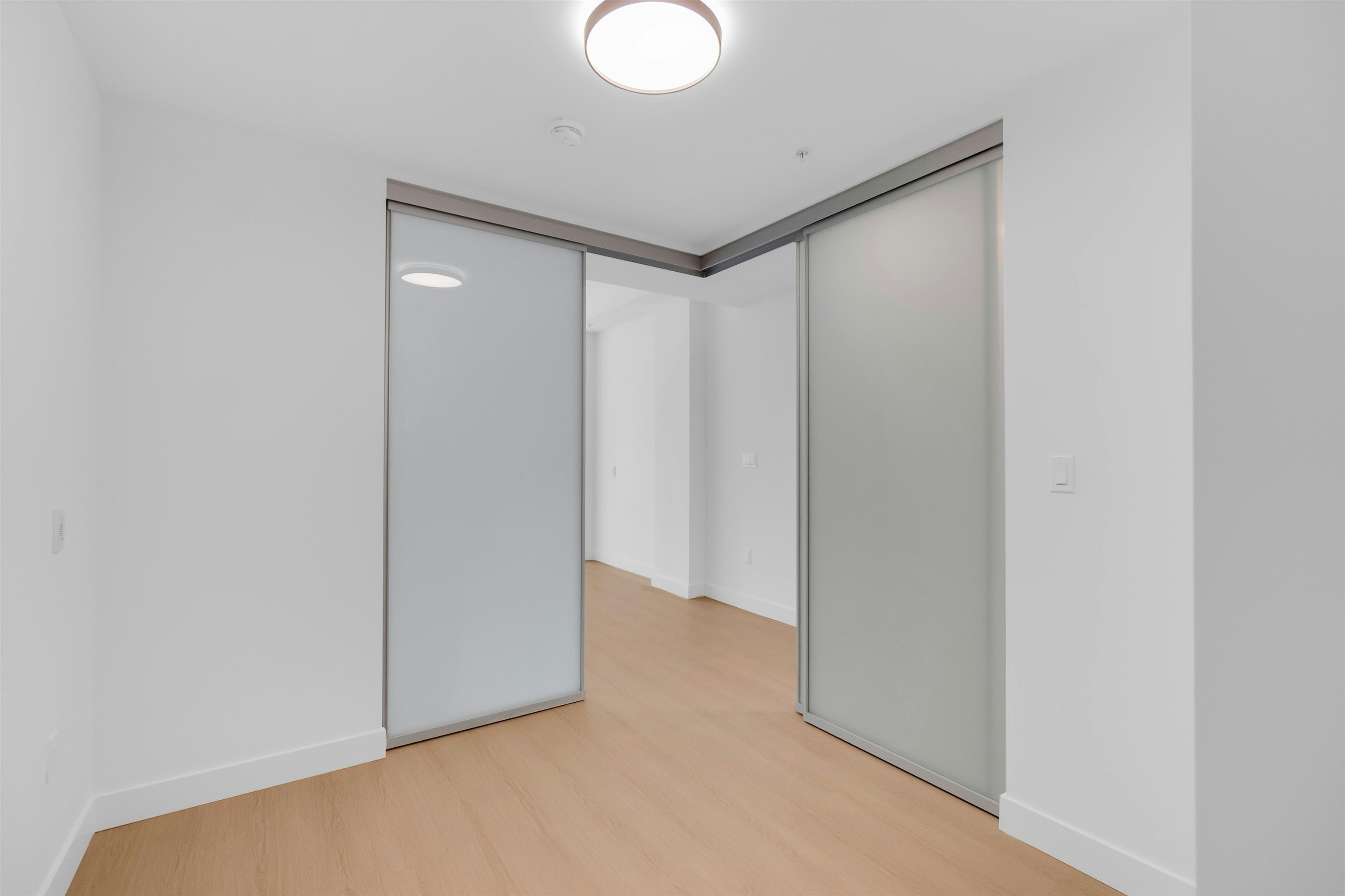 2XX-422 E 3rd Street, North Vancouver, BC, V7L 0K1 - 11