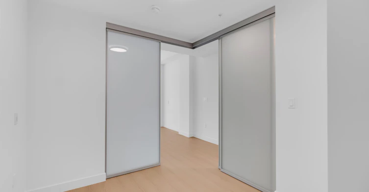 2XX-422 E 3rd Street, North Vancouver, BC, V7L 0K1 - 11