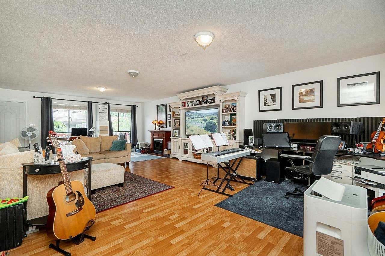 3067 Newberry Street, Port Coquitlam, BC, V3B 3J5 - 12