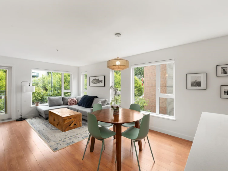 316-221 E 3rd Street, North Vancouver, BC, V7L 0C1