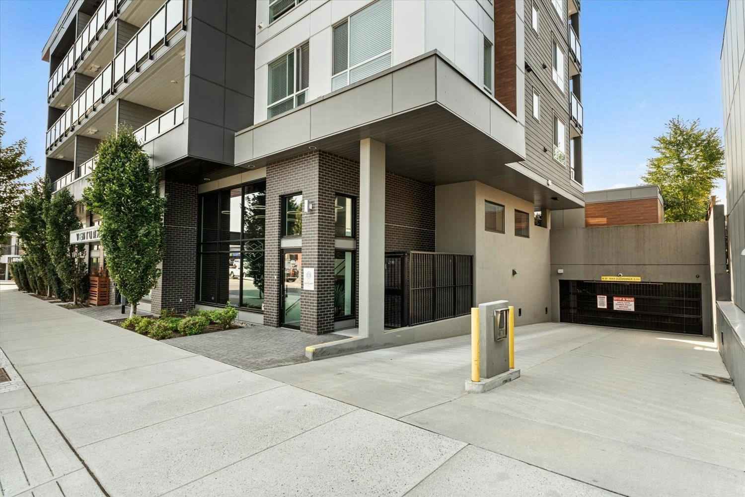 606-32838 Ventura Avenue - 3