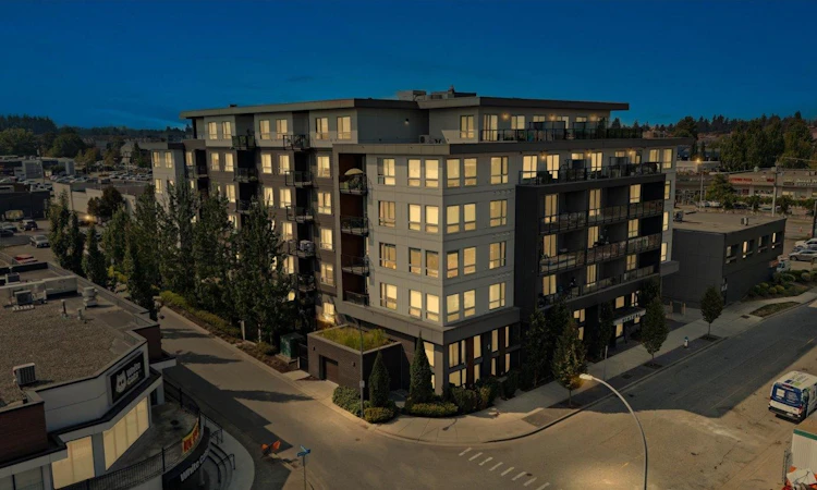 606-32838 Ventura Avenue