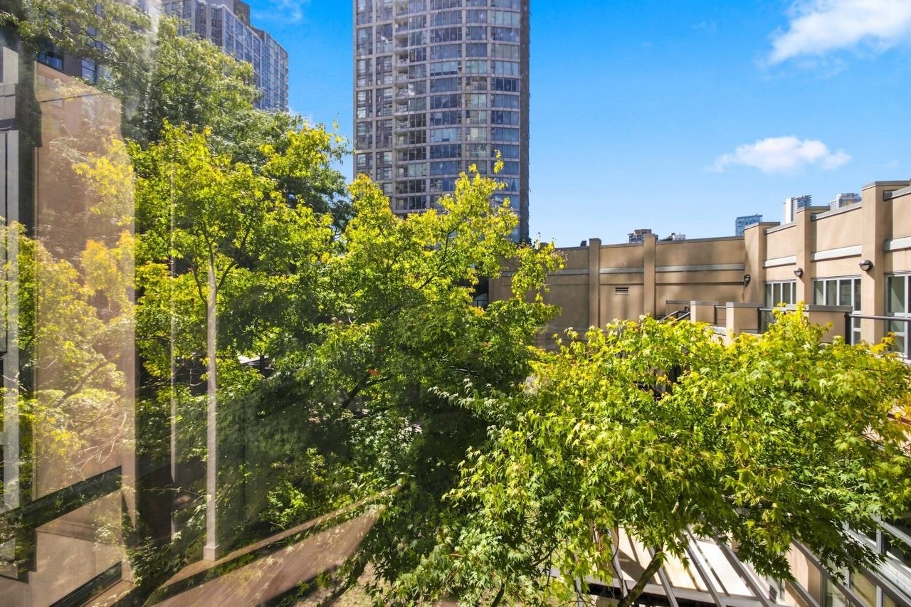 203-950 Cambie Street - 3