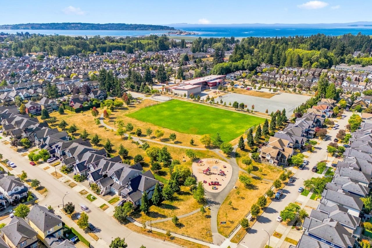 17411 2 Avenue, Surrey, BC, V3Z 6R9 - 34