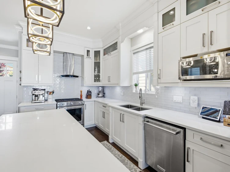 17411 2 Avenue, Surrey, BC, V3Z 6R9 - 12