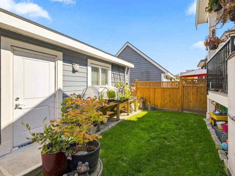 17411 2 Avenue, Surrey, BC, V3Z 6R9 - 32