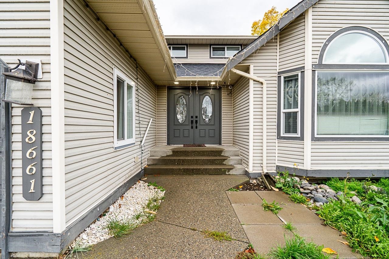 18661 56 Avenue - 2