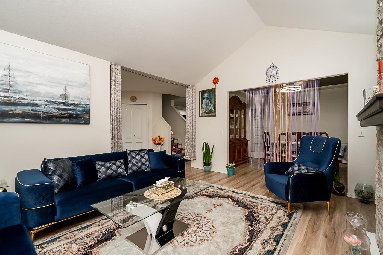 18661 56 Avenue - 4