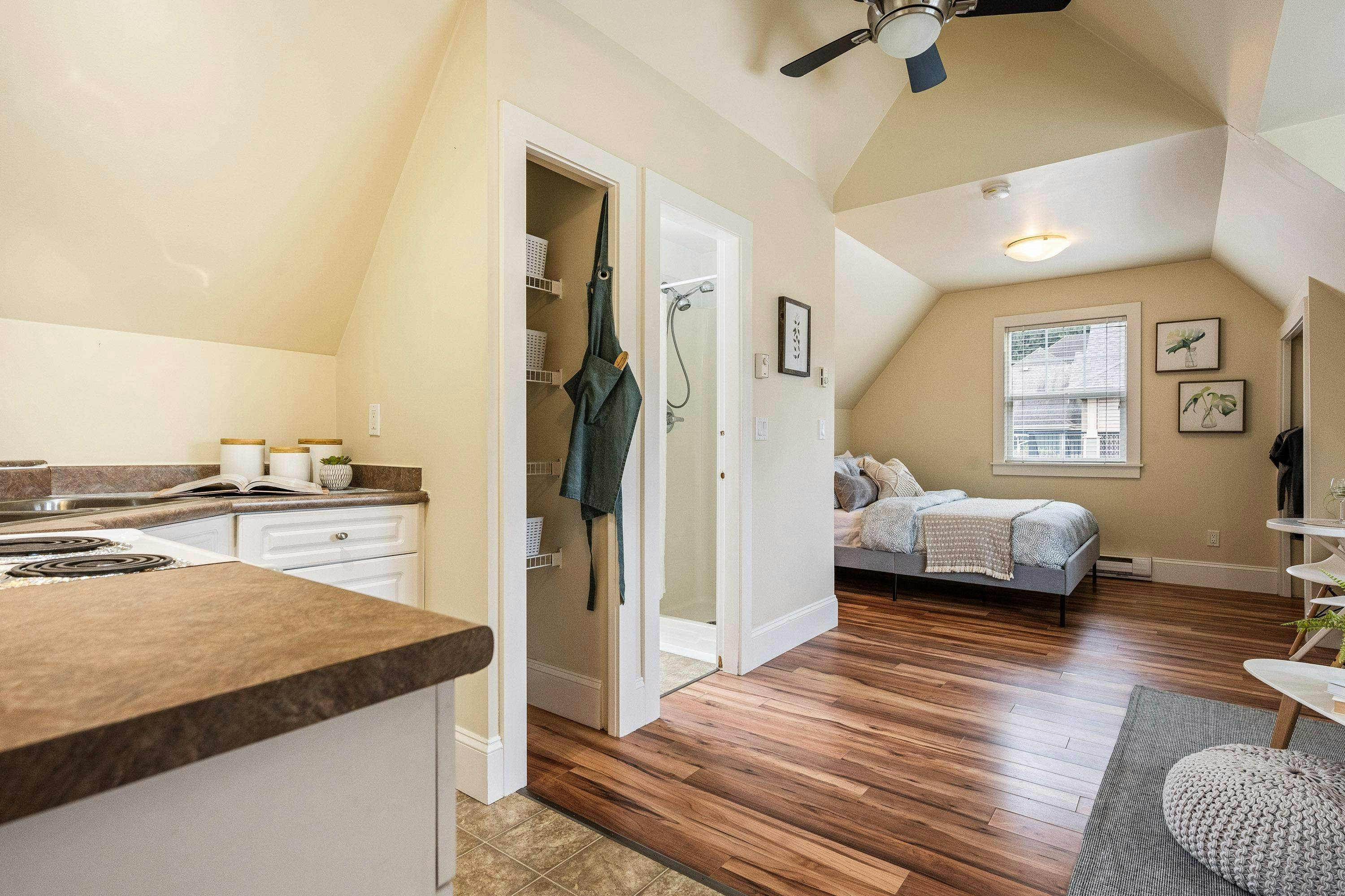 5853 Garrison Boulevard, Chilliwack, BC, V2R 5X9 - 31