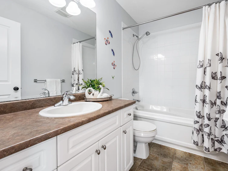 5853 Garrison Boulevard, Chilliwack, BC, V2R 5X9 - 25