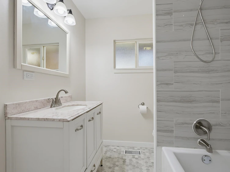 33515 8 Avenue, Mission, BC, V2V 2H4 - 22