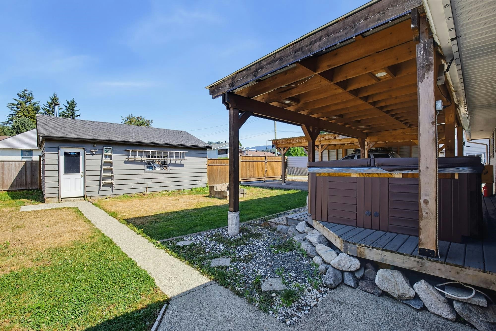 33515 8 Avenue - 3
