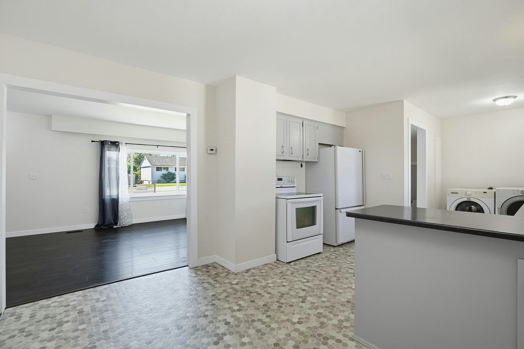 33515 8 Avenue, Mission, BC, V2V 2H4 - 11