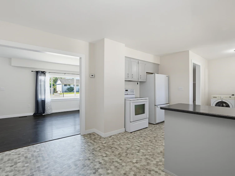 33515 8 Avenue, Mission, BC, V2V 2H4 - 11